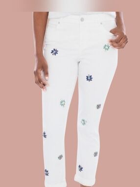 Chico's So Slimming Girlfriend White Cropped Jeans w/ Floral Embroidery-Size 10